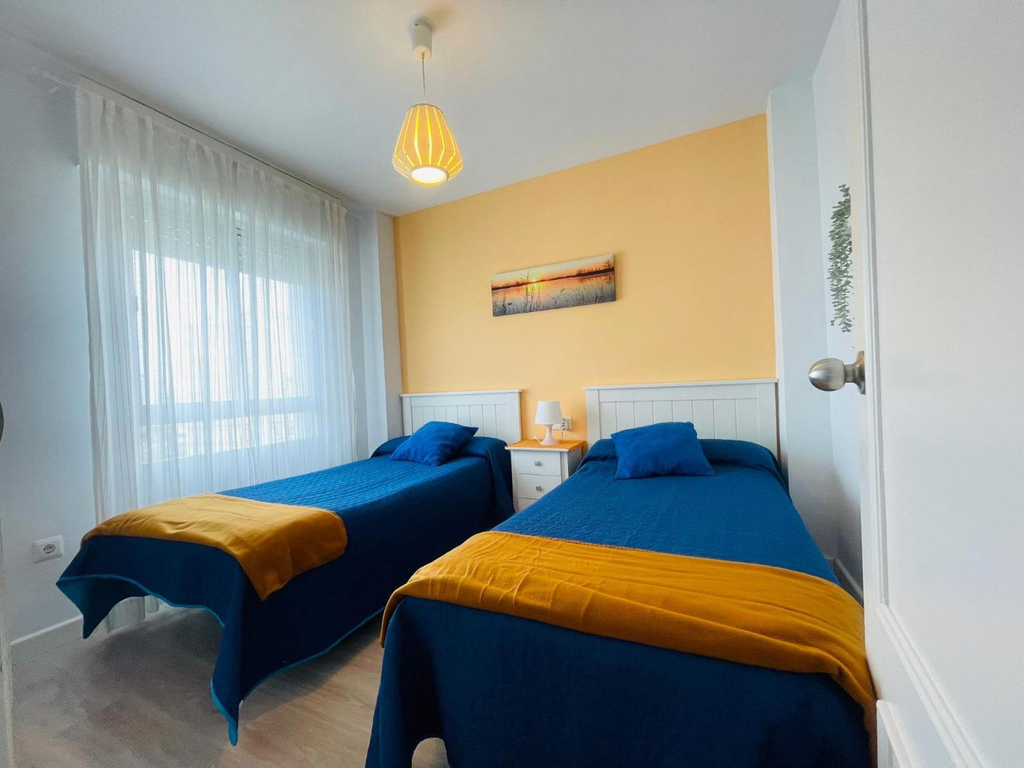 Apartamento Primera Linea De Playa Valdelagrana El Puerto de Santa Maria Luaran gambar