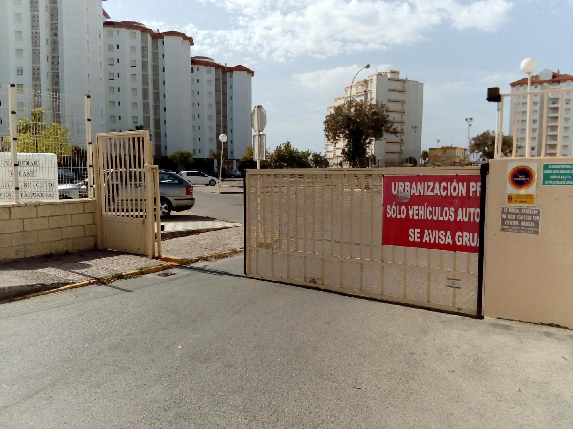 Apartamento Primera Linea De Playa Valdelagrana El Puerto de Santa Maria Luaran gambar